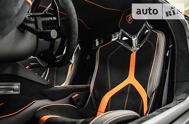 Купе Lamborghini Aventador 2017 в 