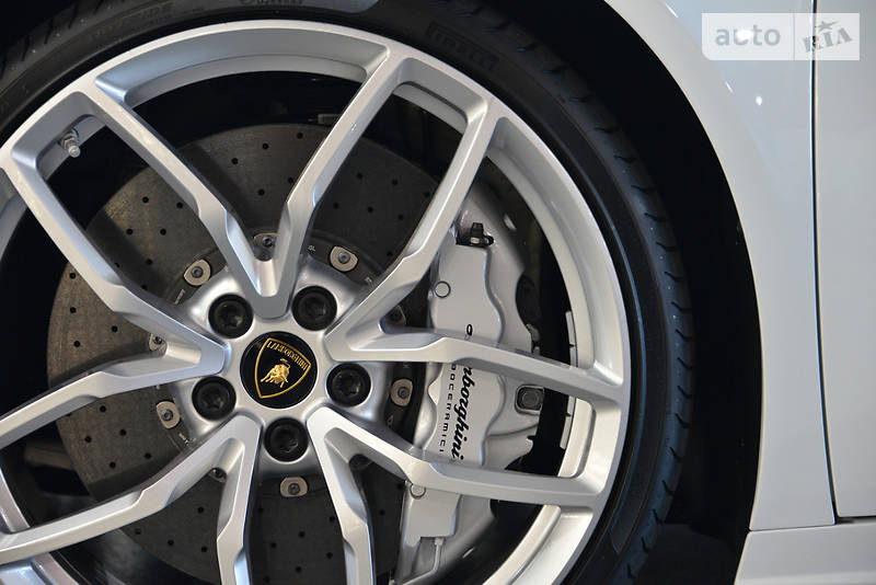 Купе Lamborghini Huracan 2019 в Киеве