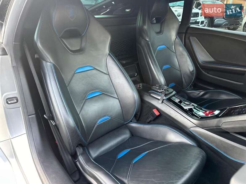 Купе Lamborghini Huracan 2020 в Тернополі