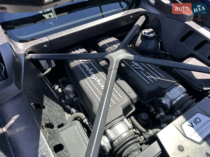 Купе Lamborghini Huracan 2017 в Киеве