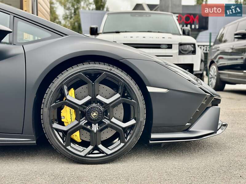 Купе Lamborghini Huracan 2024 в Києві