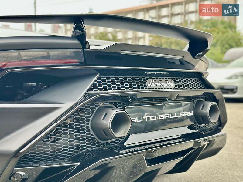 Купе Lamborghini Huracan 2024 в Києві