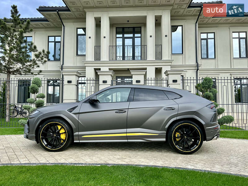 Позашляховик / Кросовер Lamborghini Urus 2022 в Одесі