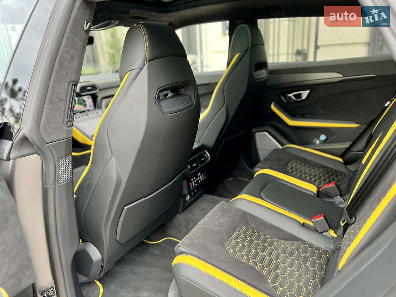 Позашляховик / Кросовер Lamborghini Urus 2022 в Одесі