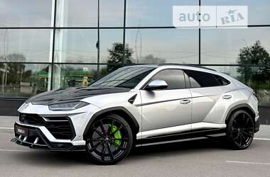 Позашляховик / Кросовер Lamborghini Urus 2020 в  фото 7 Позашляховик / Кросовер Lamborghini Urus 2020 в