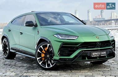 Внедорожник / Кроссовер Lamborghini Urus 2020 в Киеве