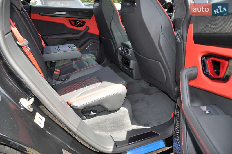 Внедорожник / Кроссовер Lamborghini Urus 2024 в Одессе