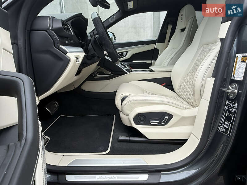 Внедорожник / Кроссовер Lamborghini Urus 2019 в Киеве