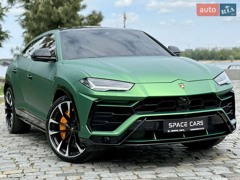 Внедорожник / Кроссовер Lamborghini Urus 2020 в 