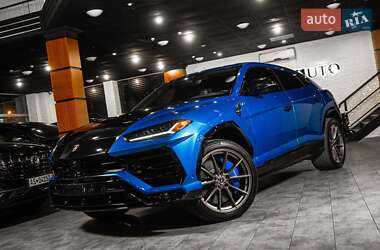 Внедорожник / Кроссовер Lamborghini Urus 2018 в 