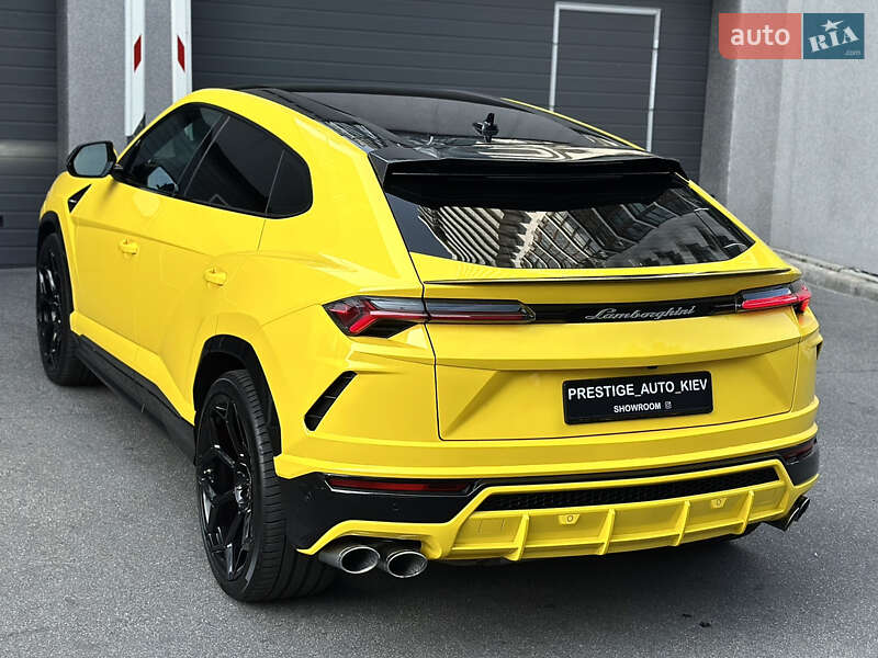 Позашляховик / Кросовер Lamborghini Urus 2019 в Києві