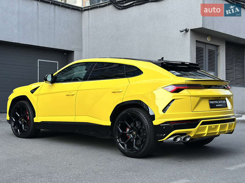 Позашляховик / Кросовер Lamborghini Urus 2019 в Києві