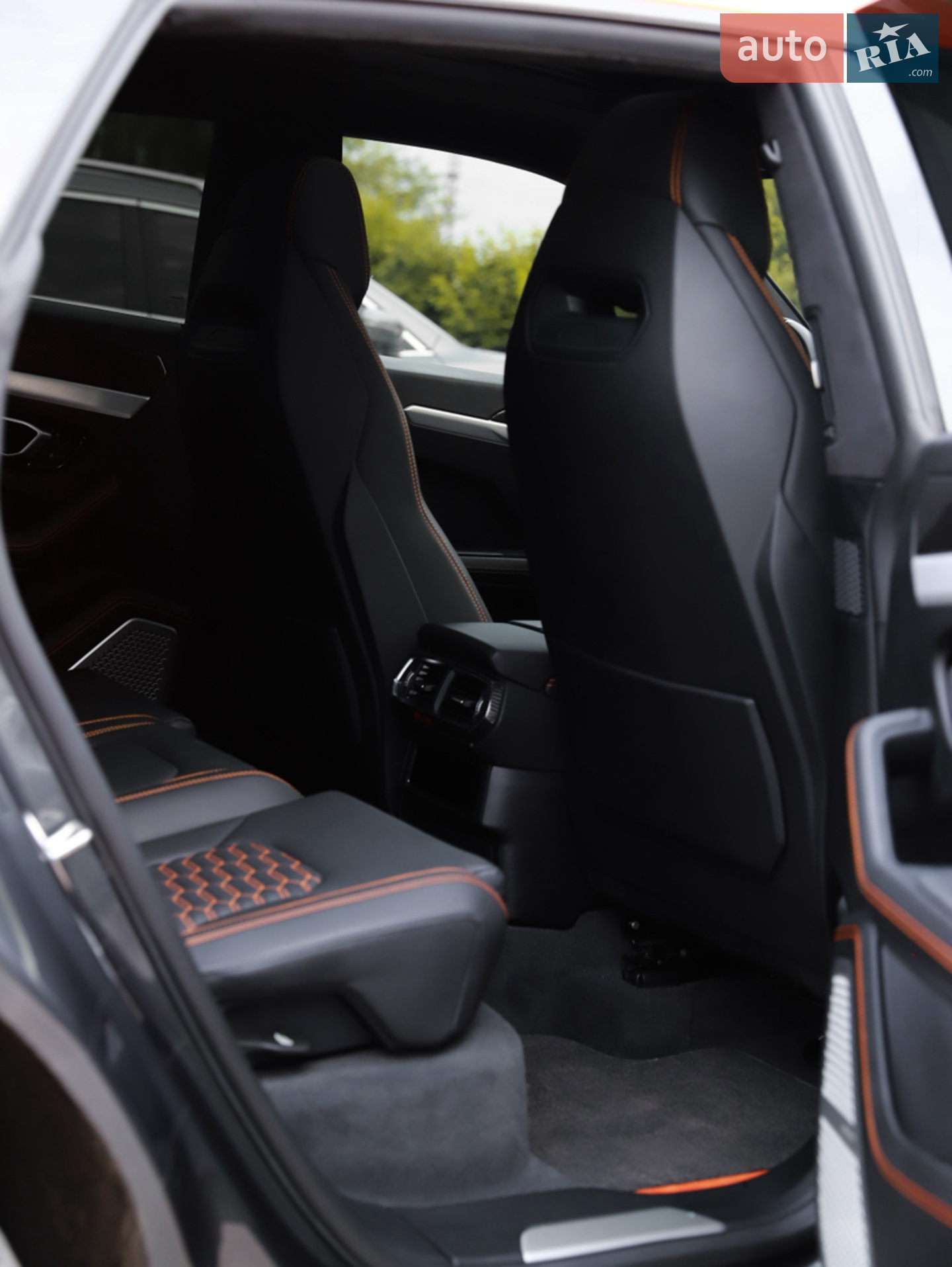 2019 Lamborghini Urus Concept - мініатюра 37