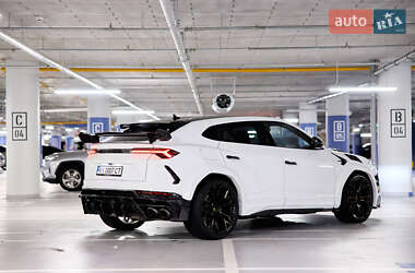 Внедорожник / Кроссовер Lamborghini Urus 2022 в 