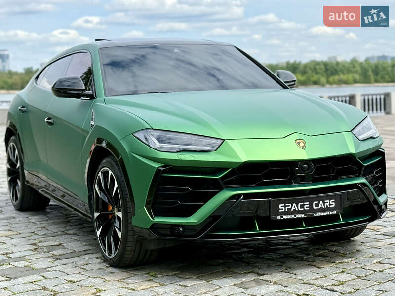 Внедорожник / Кроссовер Lamborghini Urus 2020 в Киеве