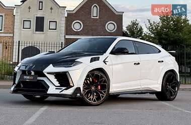 Внедорожник / Кроссовер Lamborghini Urus 2022 в 