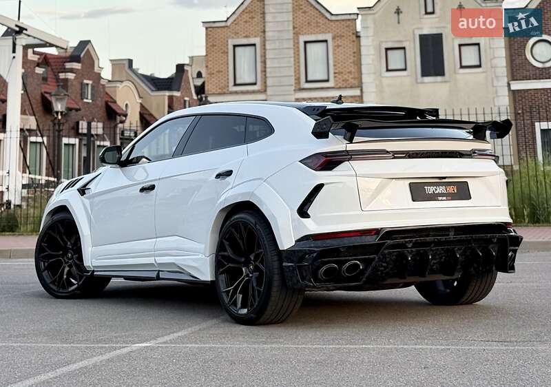 Внедорожник / Кроссовер Lamborghini Urus 2022 в Киеве
