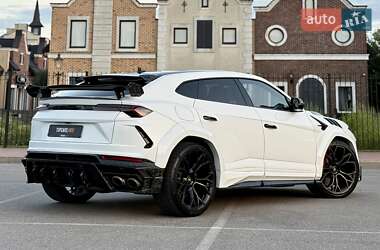 Внедорожник / Кроссовер Lamborghini Urus 2022 в 