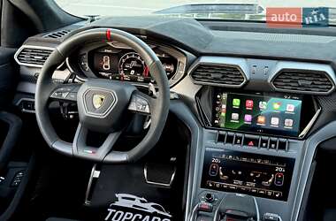 Внедорожник / Кроссовер Lamborghini Urus 2022 в 