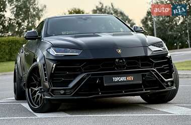 Внедорожник / Кроссовер Lamborghini Urus 2021 в 