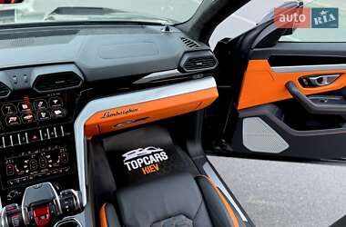 Внедорожник / Кроссовер Lamborghini Urus 2021 в 