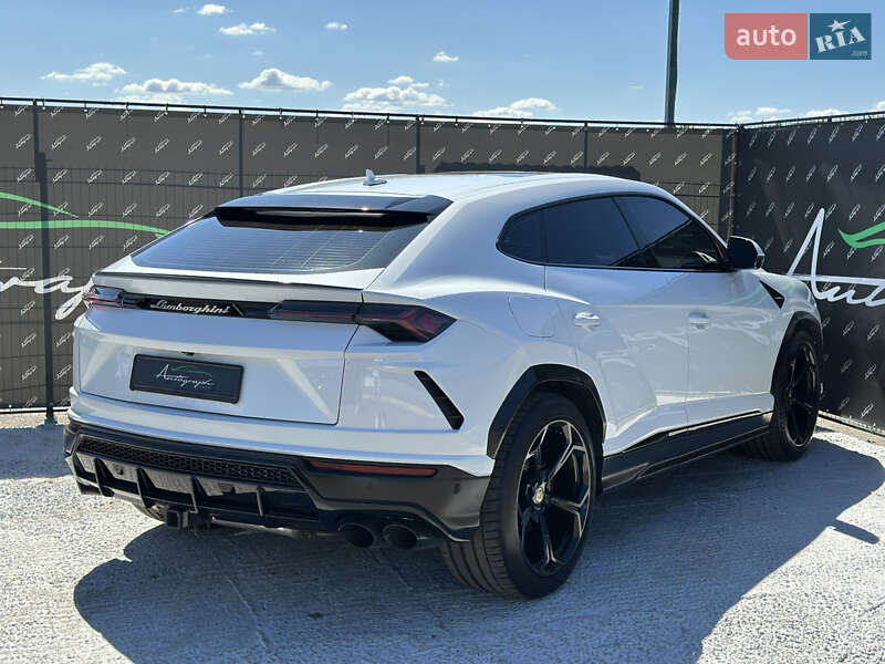 Внедорожник / Кроссовер Lamborghini Urus 2019 в Киеве