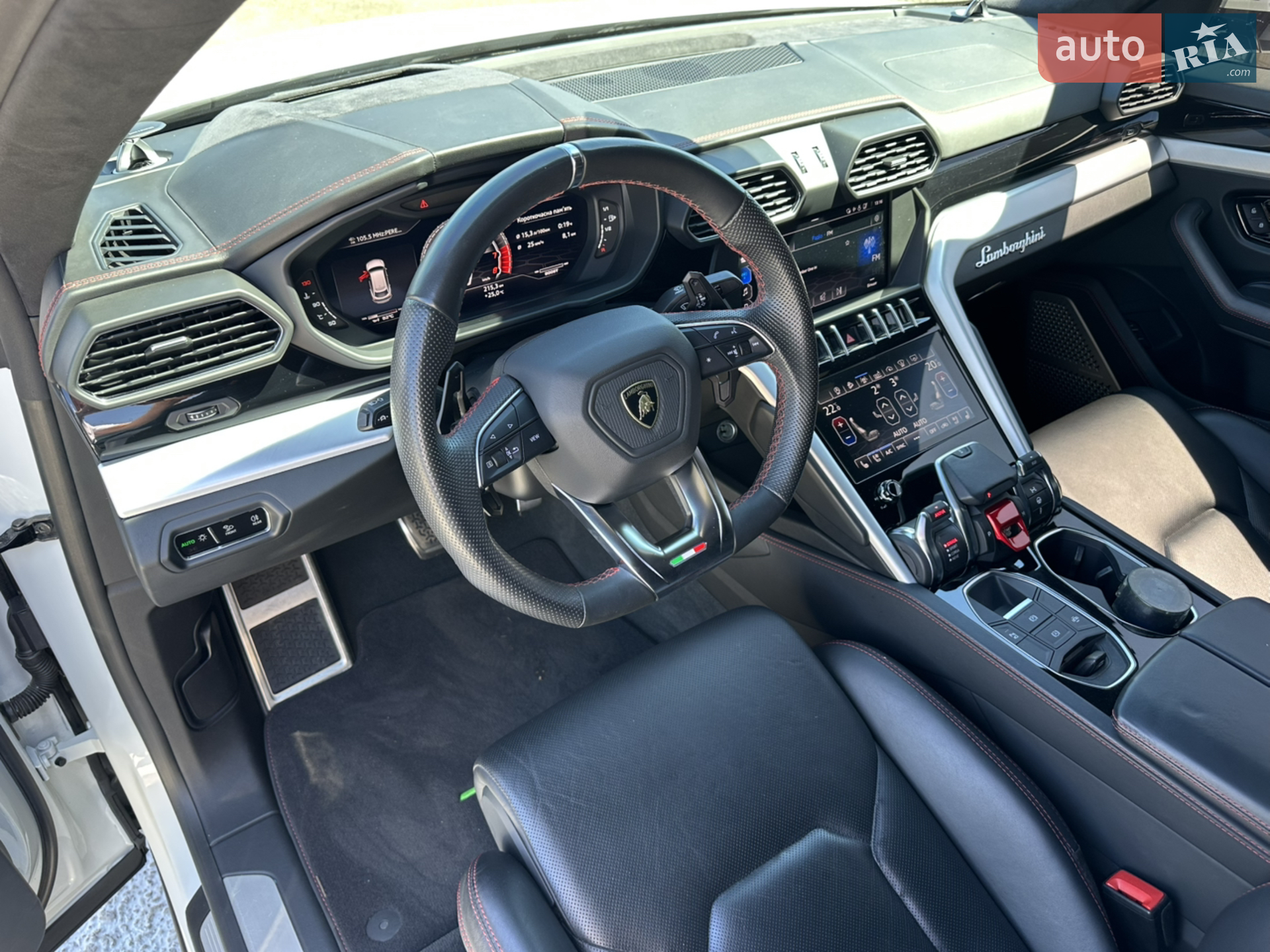 2019 Lamborghini Urus Concept - мініатюра 11