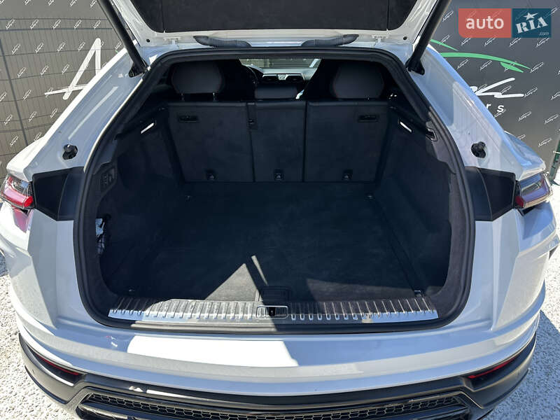 Внедорожник / Кроссовер Lamborghini Urus 2019 в Киеве