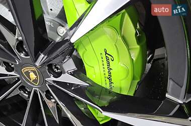 Внедорожник / Кроссовер Lamborghini Urus 2024 в 