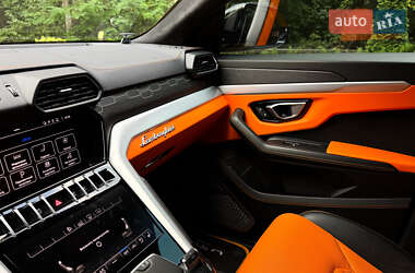 Внедорожник / Кроссовер Lamborghini Urus 2019 в 