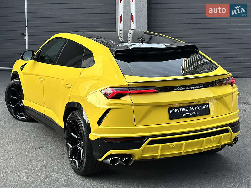 Внедорожник / Кроссовер Lamborghini Urus 2019 в Киеве