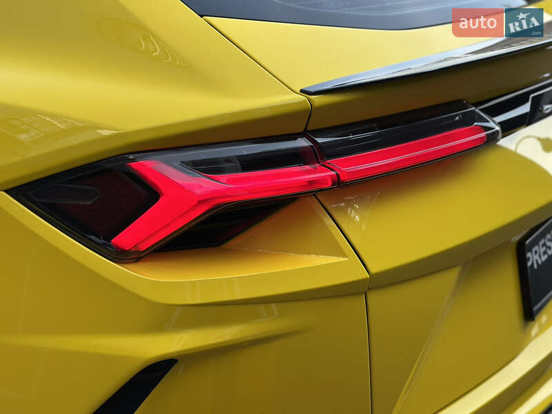 Внедорожник / Кроссовер Lamborghini Urus 2019 в Киеве