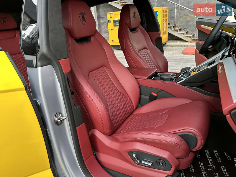 Внедорожник / Кроссовер Lamborghini Urus 2019 в Киеве