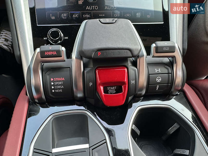 Внедорожник / Кроссовер Lamborghini Urus 2019 в Киеве