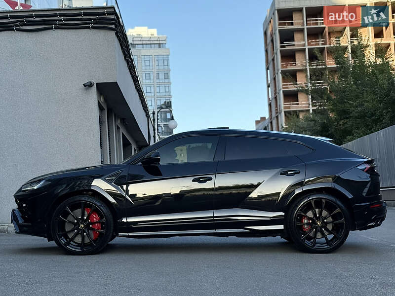 Позашляховик / Кросовер Lamborghini Urus 2020 в Києві