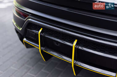 Внедорожник / Кроссовер Lamborghini Urus 2020 в 
