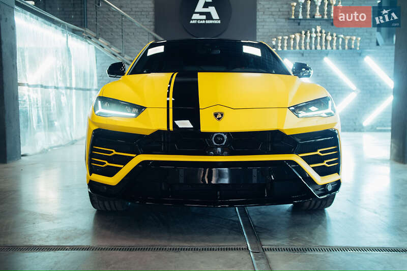 Внедорожник / Кроссовер Lamborghini Urus 2021 в Киеве