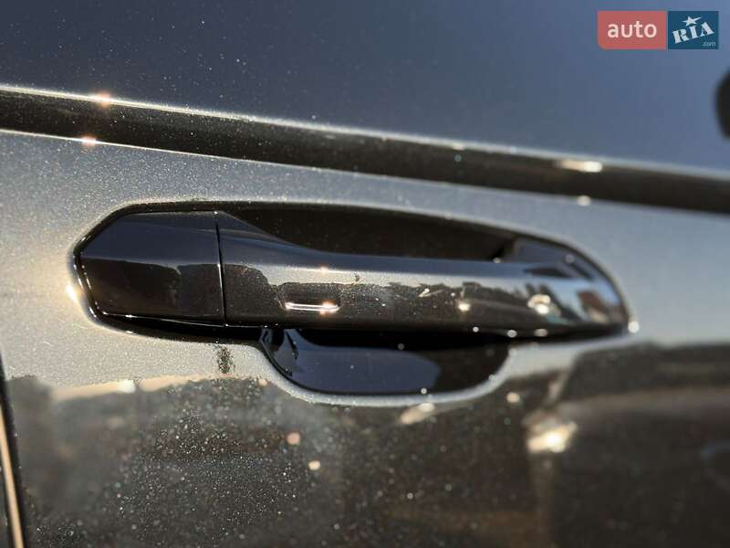 Внедорожник / Кроссовер Lamborghini Urus 2024 в Одессе