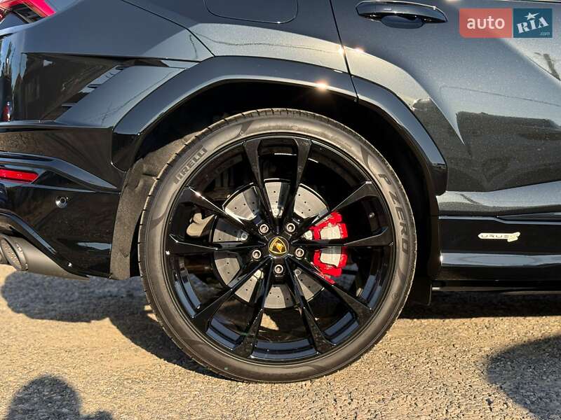 Внедорожник / Кроссовер Lamborghini Urus 2024 в Одессе