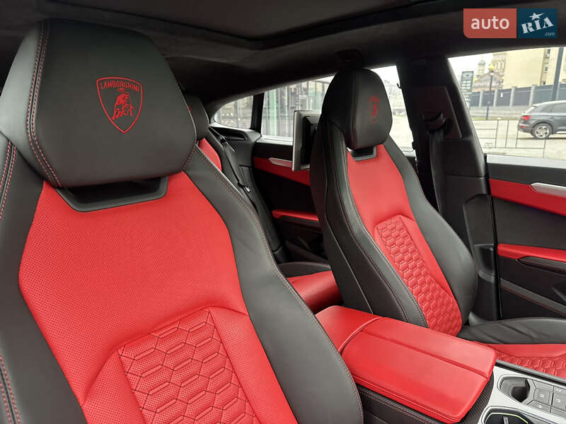 Внедорожник / Кроссовер Lamborghini Urus 2020 в Киеве