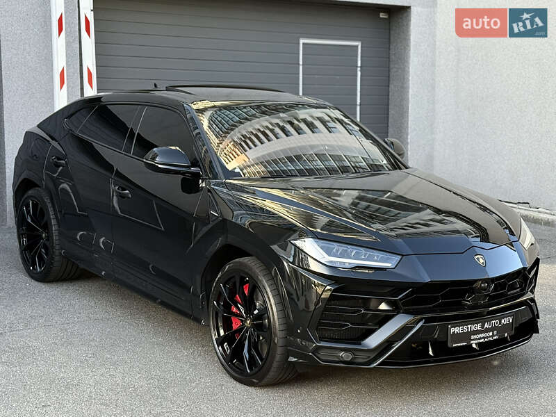 Внедорожник / Кроссовер Lamborghini Urus 2020 в Киеве