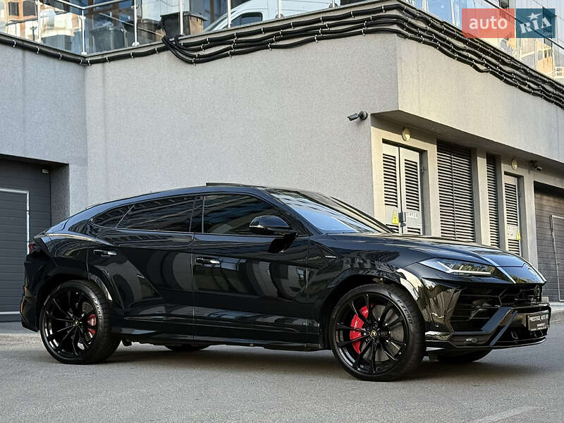 Внедорожник / Кроссовер Lamborghini Urus 2020 в Киеве
