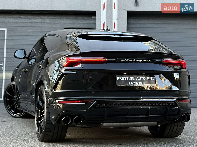 Внедорожник / Кроссовер Lamborghini Urus 2020 в Киеве