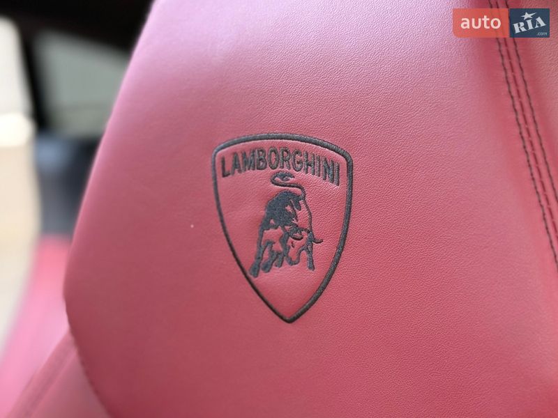 Позашляховик / Кросовер Lamborghini Urus 2020 в Києві