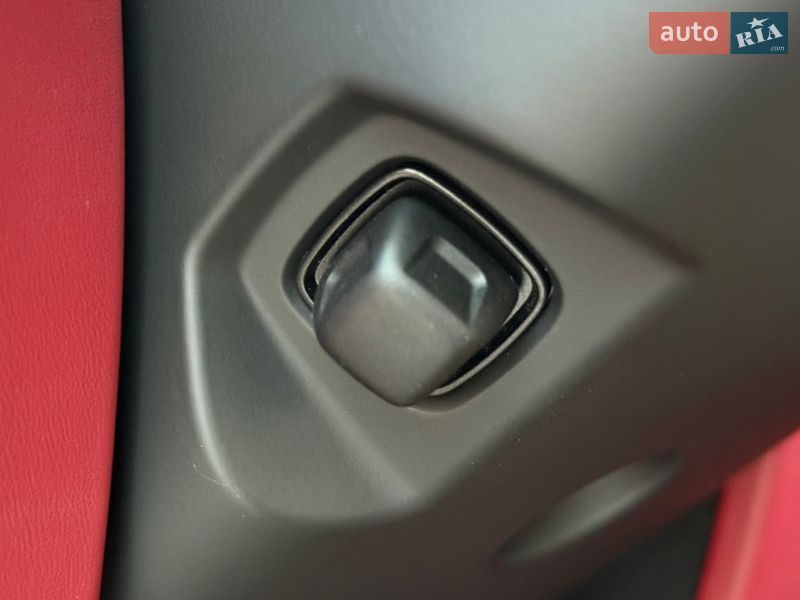 Позашляховик / Кросовер Lamborghini Urus 2020 в Києві