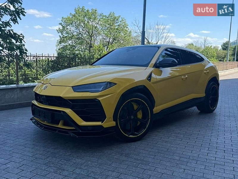Внедорожник / Кроссовер Lamborghini Urus 2019 в Киеве