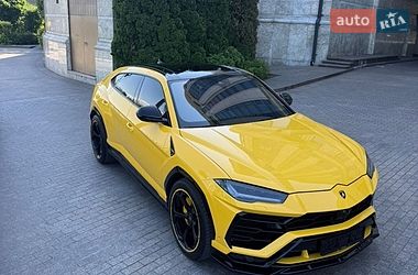 Позашляховик / Кросовер Lamborghini Urus 2019 в Києві