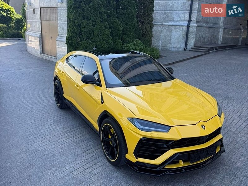 Внедорожник / Кроссовер Lamborghini Urus 2019 в Киеве