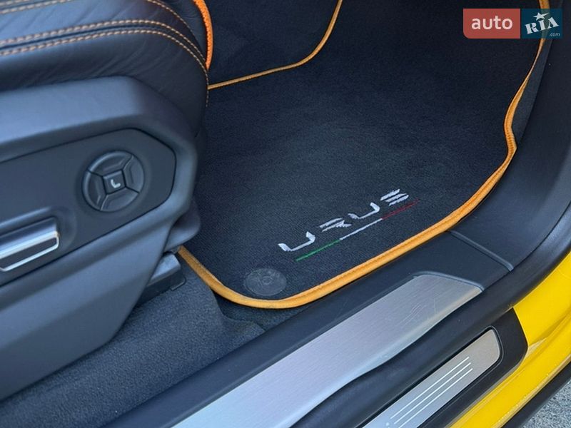 Внедорожник / Кроссовер Lamborghini Urus 2019 в Киеве