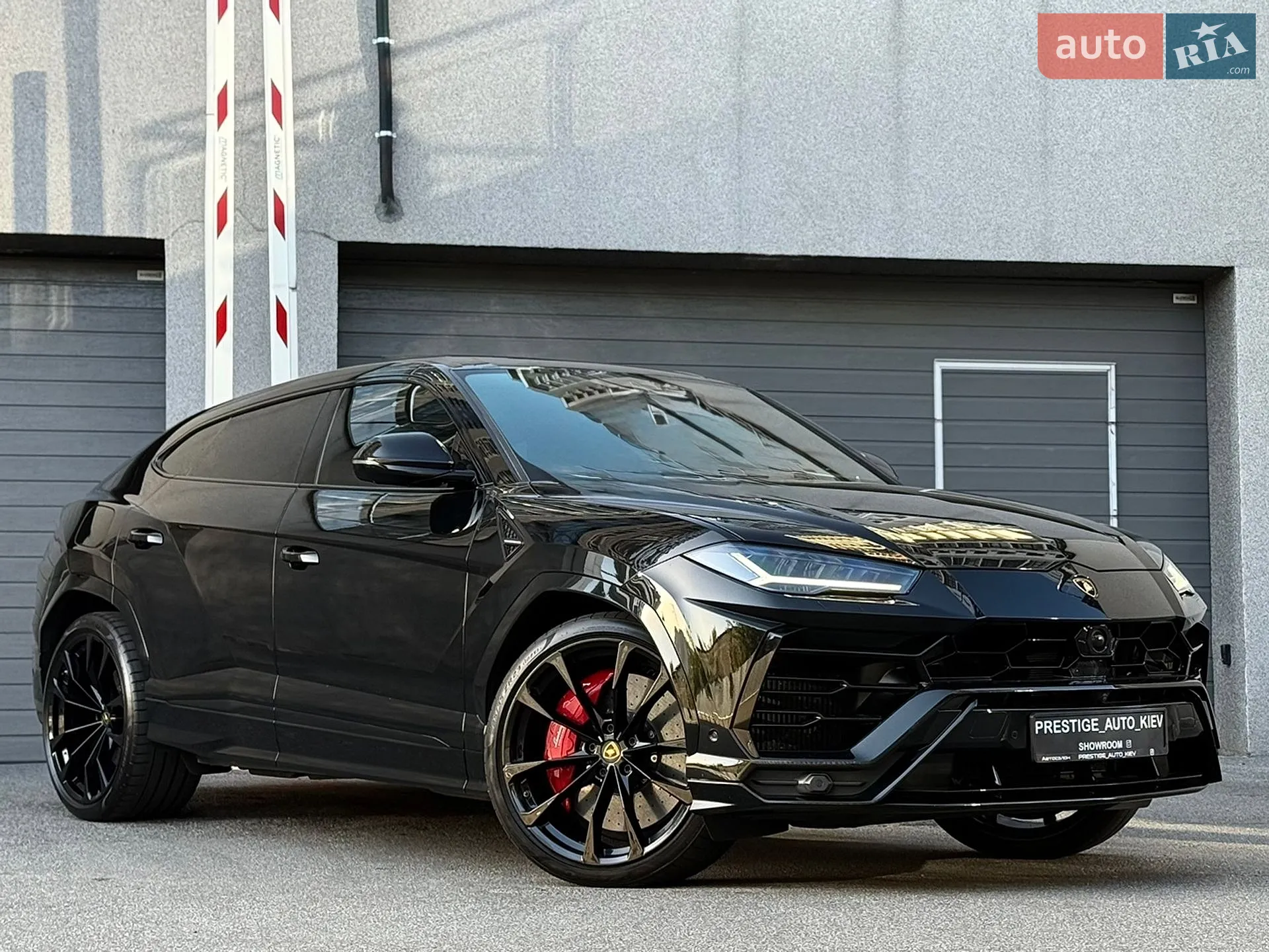2020 Lamborghini Urus Concept - мініатюра 4